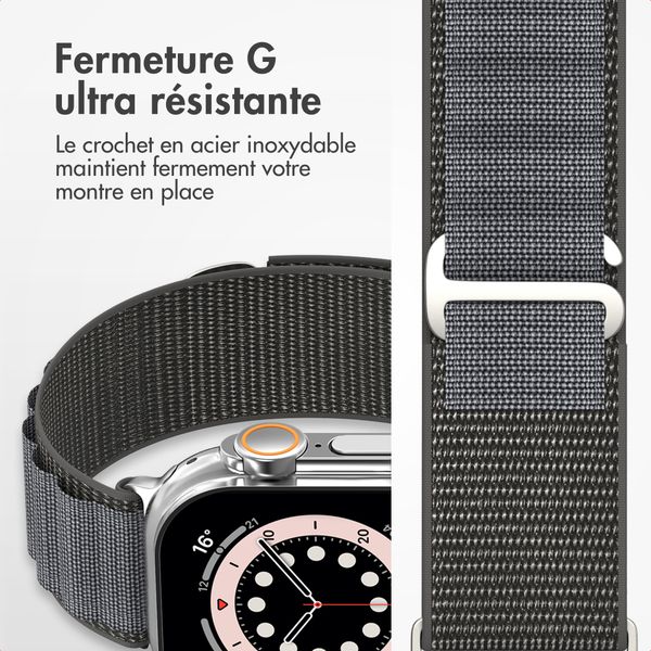 Accezz Bracelet en nylon Alpine Apple Watch | 44/45/46/49 mm - Dark Grey