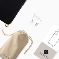 Selencia Coque arrière Rivièra avec MagSafe avec crochets amovibles Apple iPhone SE (2022 / 2020) / 8 / 7 - Velvet Black