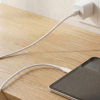 imoshion Câble USB-C vers Lightning Tressé 30 W - 2 mètres - Blanc
