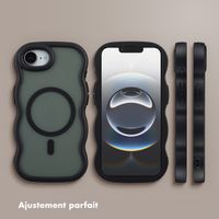 Selencia Coque arrière Wavy avec MagSafe Apple iPhone 17e / 16e - Noir