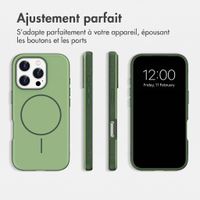 imoshion Coque arrière Color avec Thin MagSafe Ring Apple iPhone 16 Pro - Vert foncé