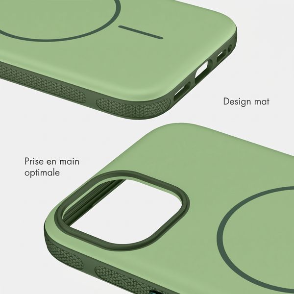 imoshion Coque arrière Color avec Thin MagSafe Ring Apple iPhone 15 - Vert foncé