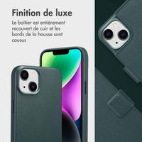 Accezz Étui de télephone portefeuille en cuir 2-en-1 avec MagSafe Apple iPhone 14 - Cedar Green
