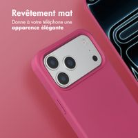 imoshion Coque arrière Color avec cordon amovible et MagSafe Apple iPhone 17 Pro Max - Raspberry