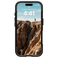UAG Coque Civilian MagSafe Apple iPhone 16 Pro - Bordeaux
