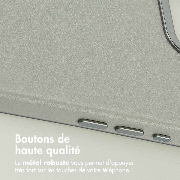 Accezz Coque arrière en cuir avec MagSafe Apple iPhone 17e / 16e - Light Grey