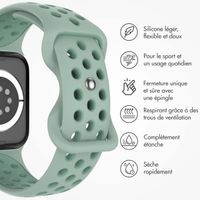imoshion Bracelet Sport⁺ en silicone Apple Watch | 44/45/46/49 mm - Taille S/M - Light Green & Green