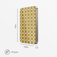 Selencia Powerbank Vivid 5 000 mAh - MagSafe et Qi - Desert Gold / Check This Olive