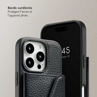 Selencia Coque de télephone Sera avec cordon et porte-cartes enveloppe Apple iPhone 16 Pro - Noir
