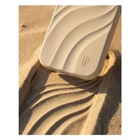 iDeal of Sweden Coque Soft Swirl Silicone MagSafe Apple iPhone 16 - Cloud Dancer