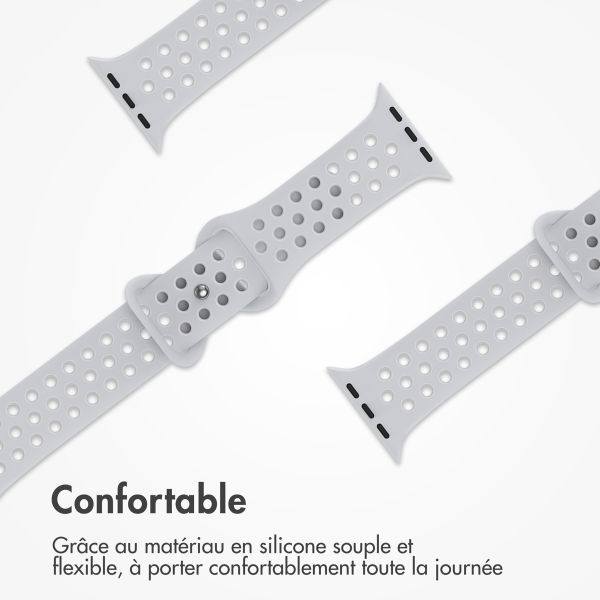 imoshion Bracelet Sport⁺ en silicone Apple Watch | 44/45/46/49 mm - Taille S/M - Grey & White