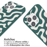imoshion Coque design en silicone avec cordon Apple iPhone 13 Pro Max - Petrol Green Groovy