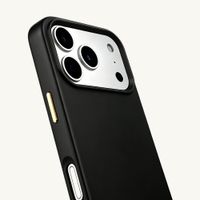 Selencia Coque arrière Rivièra avec MagSafe avec crochets amovibles Apple iPhone 17 Pro Max - Velvet Black