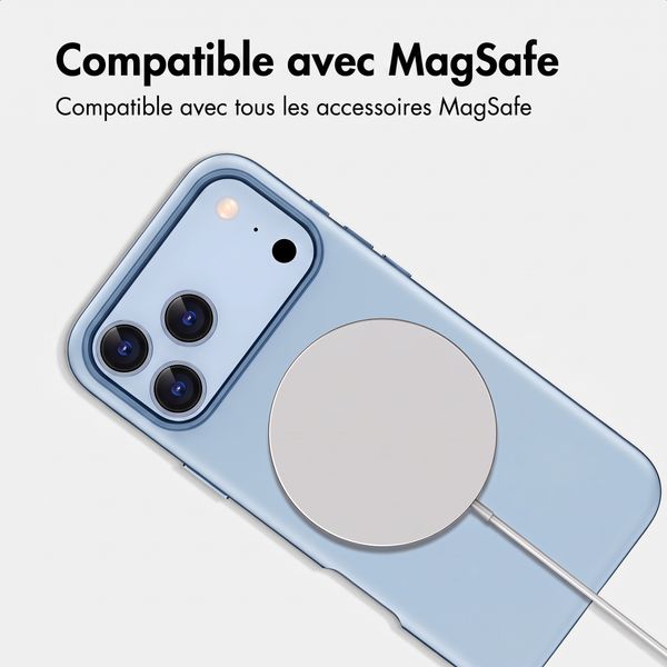 imoshion Coque arrière Color avec Thin MagSafe Ring Apple iPhone 18 Pro / 17 Pro - Bleu clair