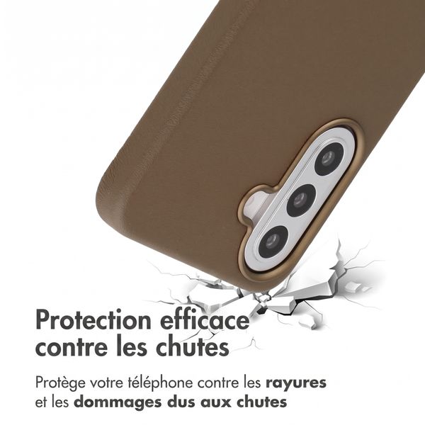 Accezz Coque arrière en cuir avec MagSafe Samsung Galaxy A57 (5G) - Marron café