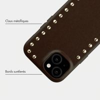 Selencia Coque arrière Studs avec MagSafe Apple iPhone 15 - Cacao Crush
