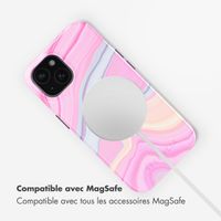 Selencia Coque arrière Vivid avec MagSafe Apple iPhone 15 - Pastel Lipstick Marble