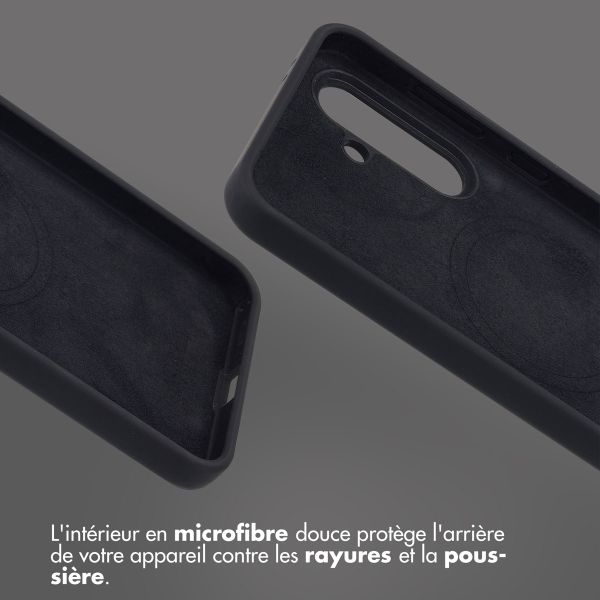 Accezz Coque Liquid Silicone avec MagSafe Samsung Galaxy A36 / A56 - Noir
