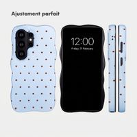 Selencia Coque arrière Vivid Wavy avec MagSafe Samsung Galaxy S26 Ultra - Happy Dots Digital Sky