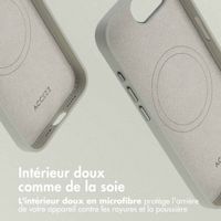 Accezz Coque arrière en cuir avec MagSafe Apple iPhone 17e / 16e - Light Grey