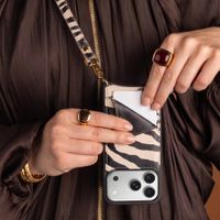 Selencia Coque de télephone Nova avec cordon et porte-cartes Apple iPhone 16 - Zazzy Zebra