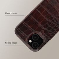 Selencia Coque arrière Croco avec MagSafe Apple iPhone 15 - Choco Brown