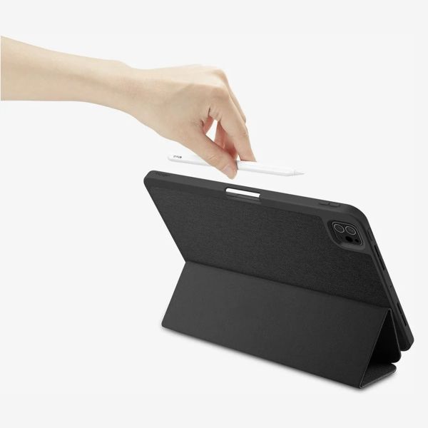 Spigen Coque tablette Urban Fit Apple iPad Pro 11 (2025) M5 / (2024) M4 - Noir