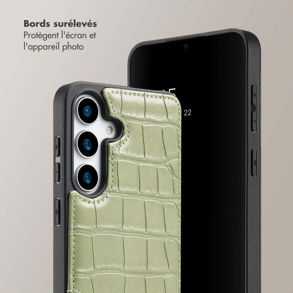 Selencia Coque de télephone Nova Croco avec cordon et porte-cartes Samsung Galaxy S25 - Sage Green