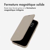 imoshion Bookcase transparente avec MagSafe Apple iPhone 18 Pro Max / 17 Pro Max - Beige