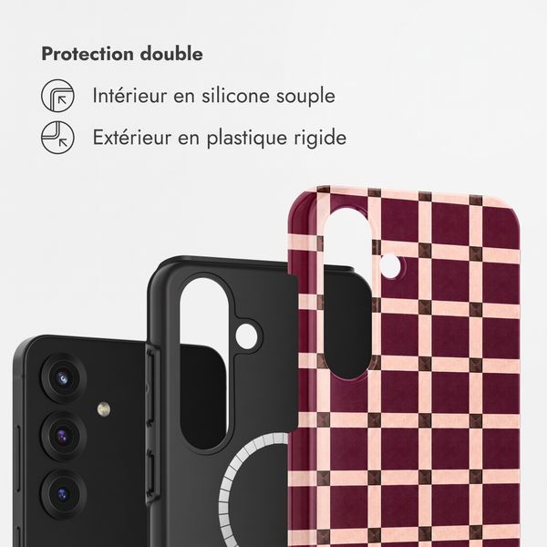 Selencia Coque arrière Vivid avec MagSafe Samsung Galaxy S25 - Check This Burgundy
