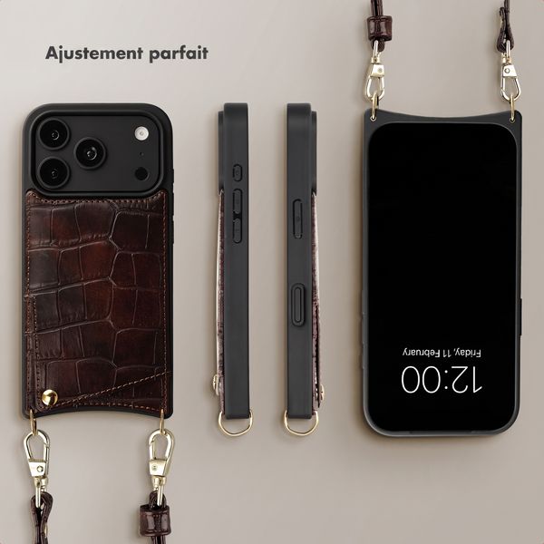 Selencia Coque de télephone Nova Croco avec cordon et porte-cartes Apple iPhone 18 Pro / 17 Pro - Choco Brown