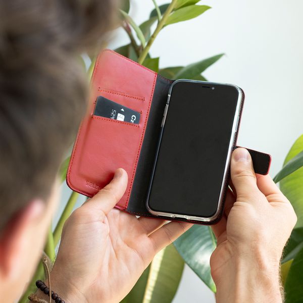 Selencia Étui portefeuille en cuir véritable Apple iPhone 12 Mini - Rouge