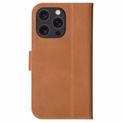 dbramante1928 Étui de télephone portefeuille Copenhagen Apple iPhone 16 Pro - Tan
