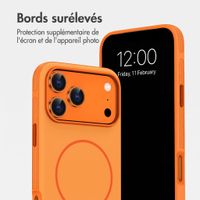 imoshion Coque arrière Color avec Thin MagSafe Ring Apple iPhone 17 Pro - Orange