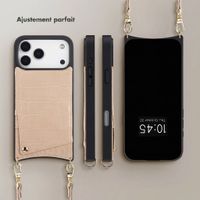 Selencia Coque de télephone Nova Croco avec cordon et porte-cartes Apple iPhone 18 Pro Max / 17 Pro Max - Beige