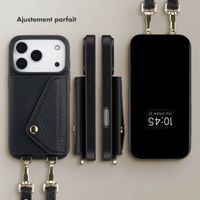 Selencia Coque de télephone Sera avec cordon et porte-cartes enveloppe Apple iPhone 17 Pro - Noir