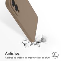 Accezz Coque Liquid Silicone avec MagSafe Samsung Galaxy S25 Edge - Marron clair