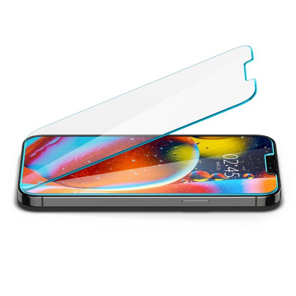 Spigen Protection d'écran en verre trempé GLAStR Slim Apple iPhone 17e / 16e / 14 / 13 / 13 Pro
