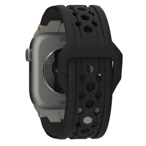 UAG Bracelet Monarch en silicone Apple Watch | 44/45/46/49 mm - Black Titanium