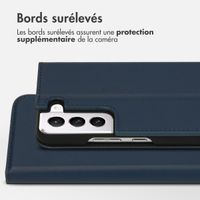 Accezz Étui de télephone Slim Folio en cuir de qualité supérieure Samsung Galaxy S22 - Bleu foncé