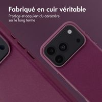 Accezz Coque arrière en cuir avec MagSafe Apple iPhone 18 Pro Max / 17 Pro Max - Heath Purple