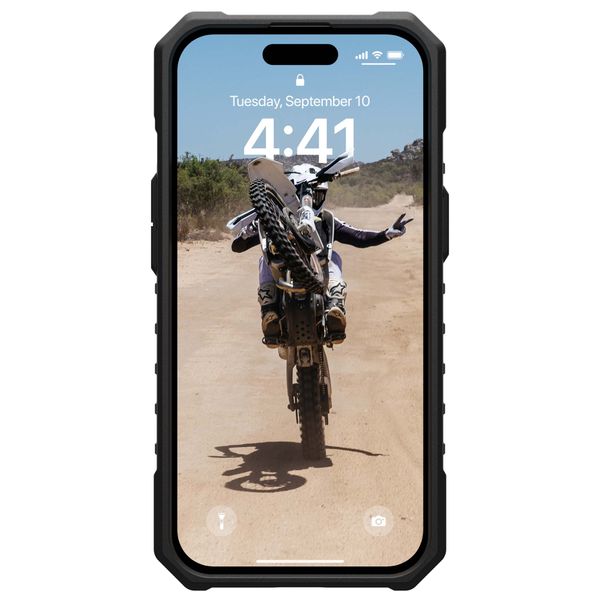 UAG Coque Pathfinder MagSafe Apple iPhone 15 - Ice Clear