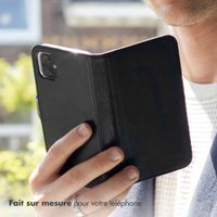 Selencia Étui portefeuille en cuir véritable Apple iPhone 11 - Noir