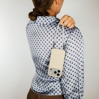 Selencia Coque arrière Rivièra avec MagSafe avec crochets amovibles Apple iPhone 17 Pro - Milky Latte