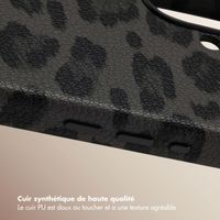 Selencia Coque Sabi imprimé panthère avec MagSafe Apple iPhone 17 - Midnight Black