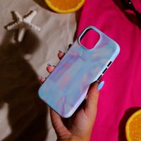 Selencia Coque arrière Vivid avec MagSafe Apple iPhone 15 - Holographic Blue Dream