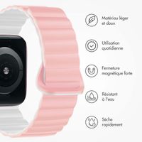 imoshion Bracelet en silicone magnétique Apple Watch | 44/45/46/49 mm - Rose & Blanc