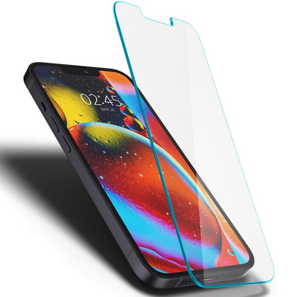 Spigen Protection d'écran en verre trempé GLAStR Fit 2 Paquets + Applicator Apple iPhone 17e / 16e / 14 / 13 / 13 Pro