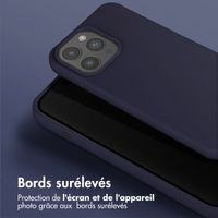 Selencia Coque silicone avec cordon amovible Apple iPhone 15 Pro Max - Bleu foncé