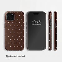Selencia Coque arrière Vivid avec MagSafe Apple iPhone 15 - Happy Dots Chocolate